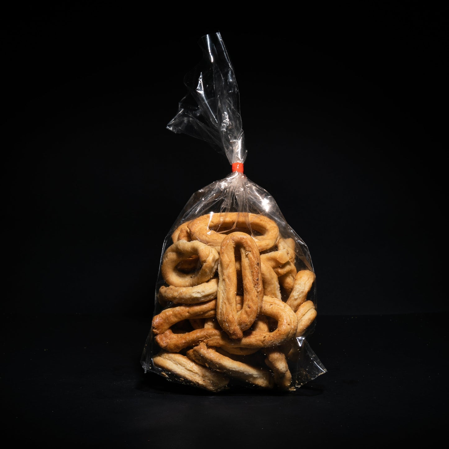 TARALLI PUGLIESI COTTI A LEGNA